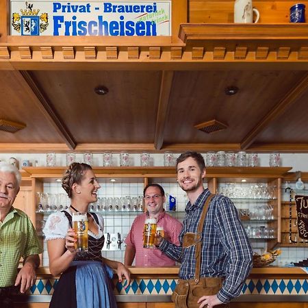 Brauerei Und Gasthof Frischeisen كيلهايم المظهر الخارجي الصورة