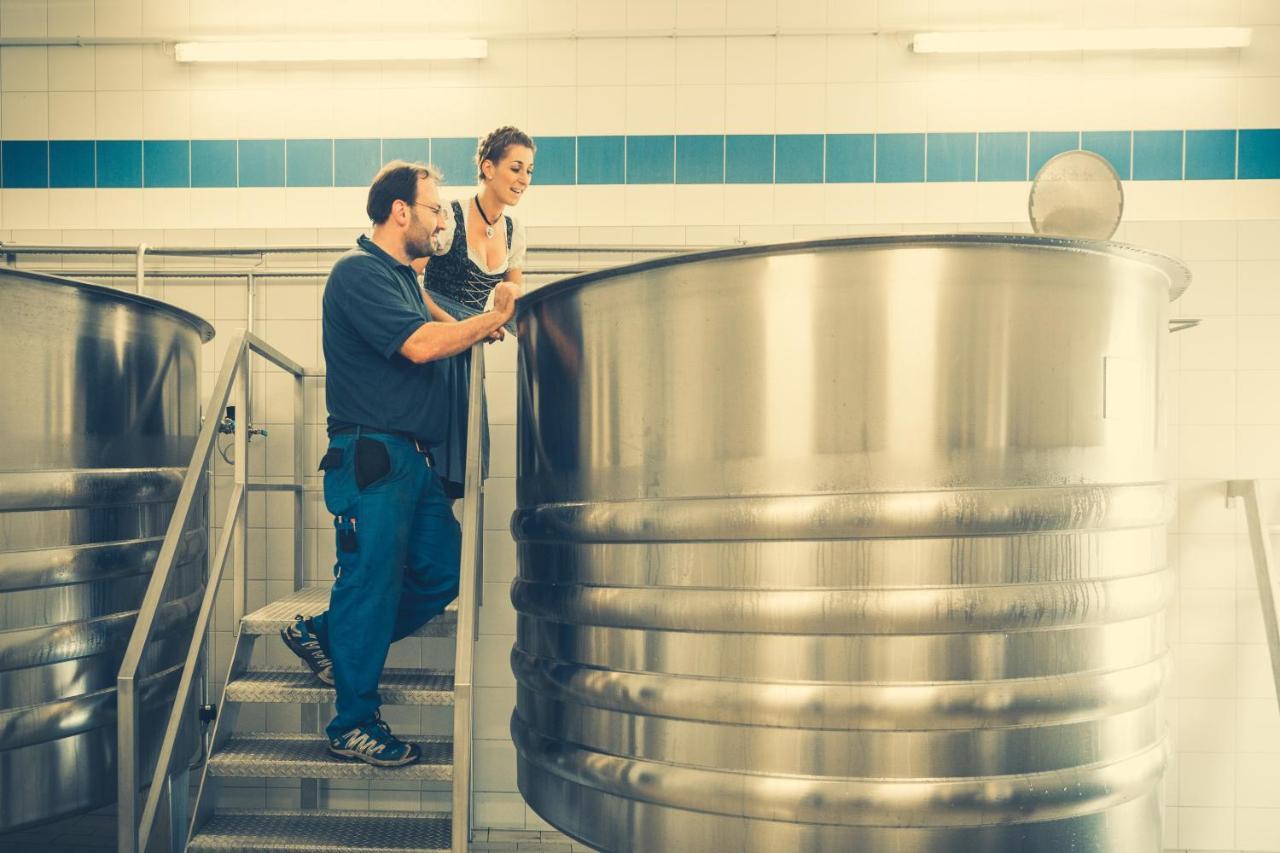 Brauerei Und Gasthof Frischeisen كيلهايم المظهر الخارجي الصورة