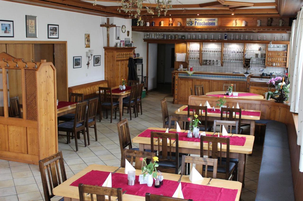 Brauerei Und Gasthof Frischeisen كيلهايم المظهر الخارجي الصورة